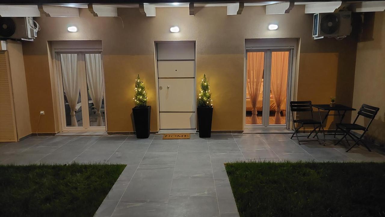 Ria'S Gardenview Apartment Ioannina Exterior foto