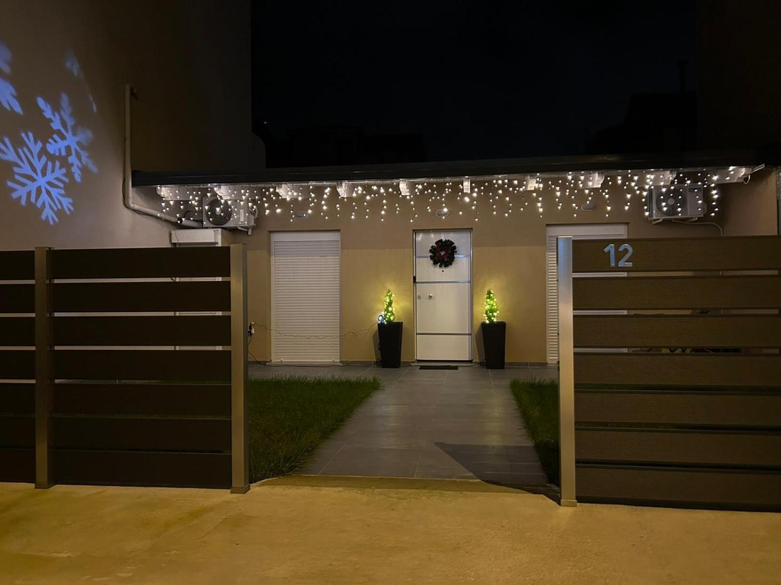Ria'S Gardenview Apartment Ioannina Exterior foto