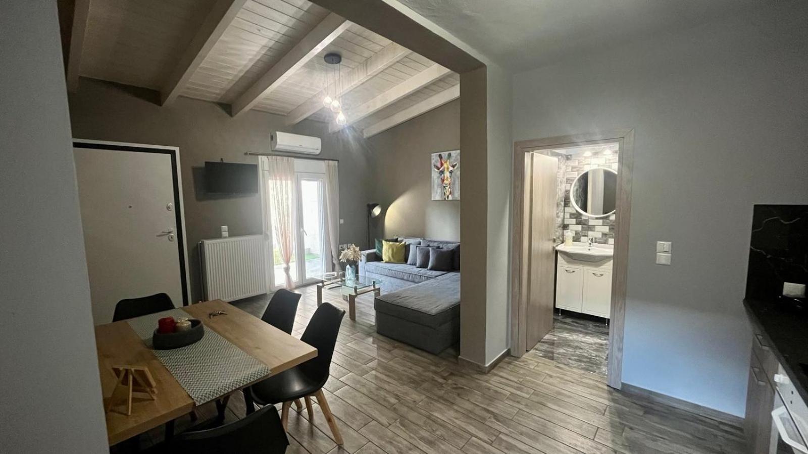 Ria'S Gardenview Apartment Ioannina Exterior foto