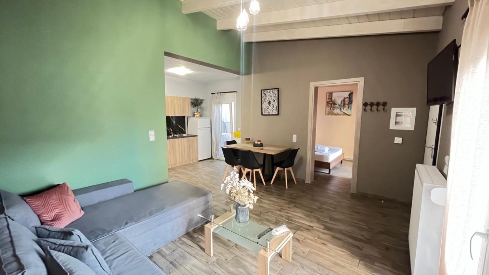 Ria'S Gardenview Apartment Ioannina Exterior foto